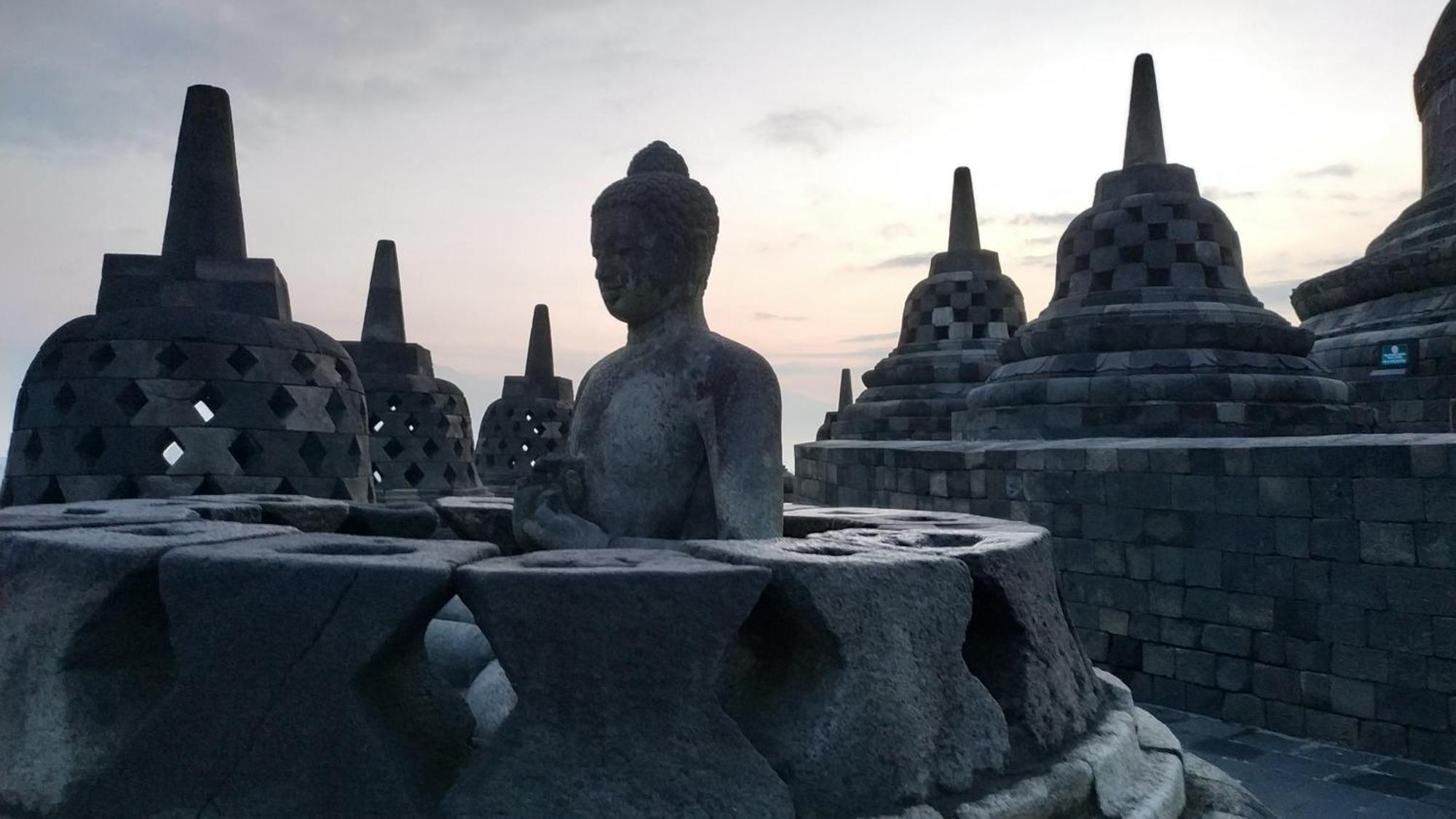 Genthong Homestay Magelang Exteriör bild