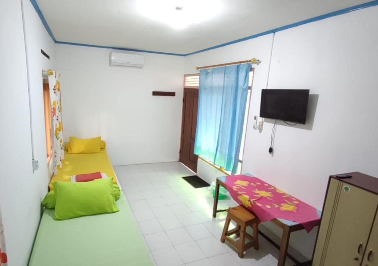 Genthong Homestay Magelang Exteriör bild