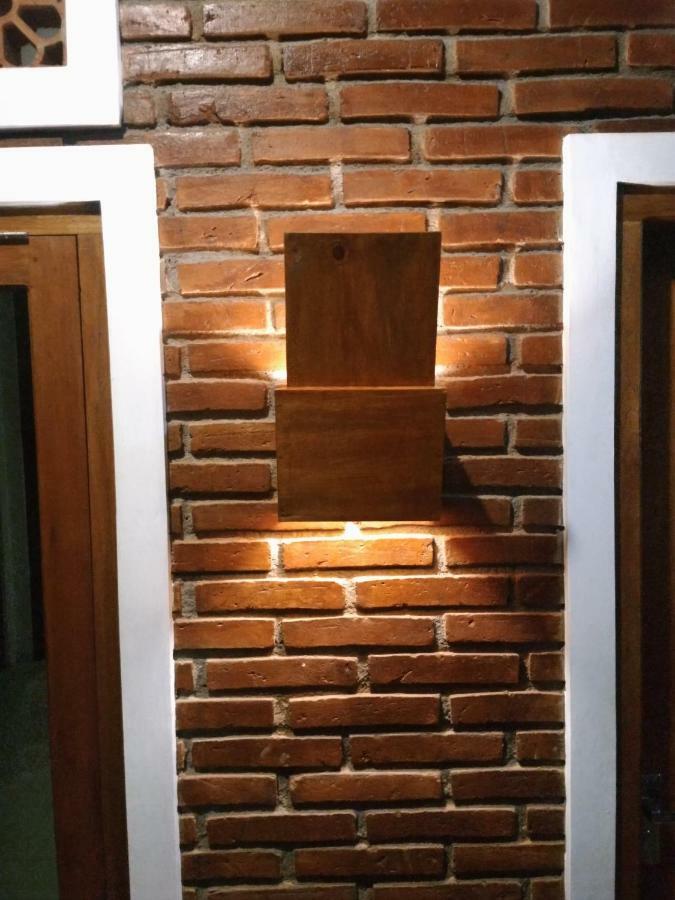 Genthong Homestay Magelang Exteriör bild
