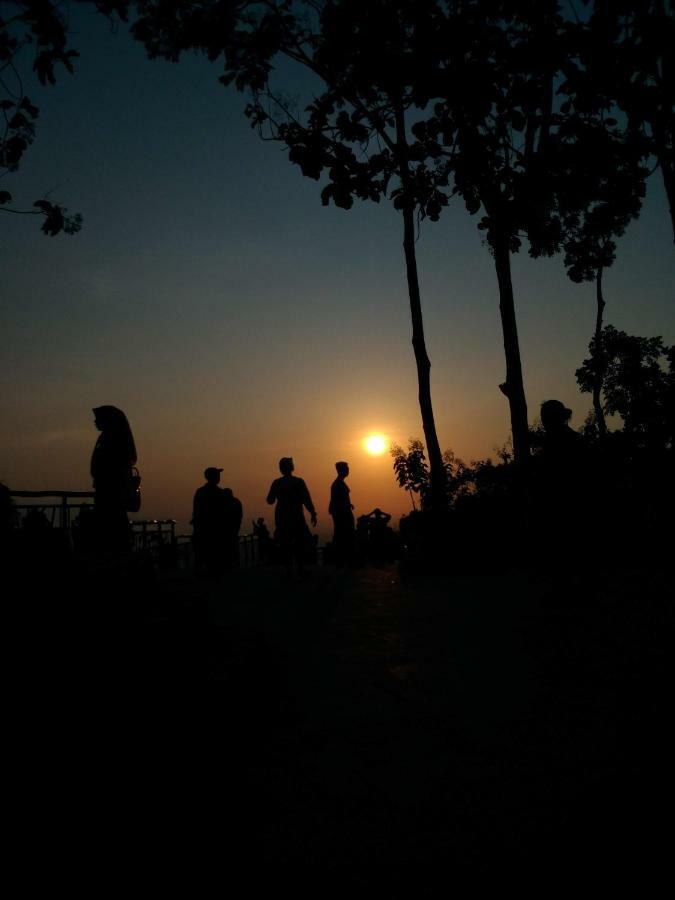 Genthong Homestay Magelang Exteriör bild